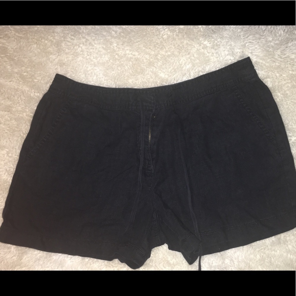 Ann‎ Taylor Loft Black Short